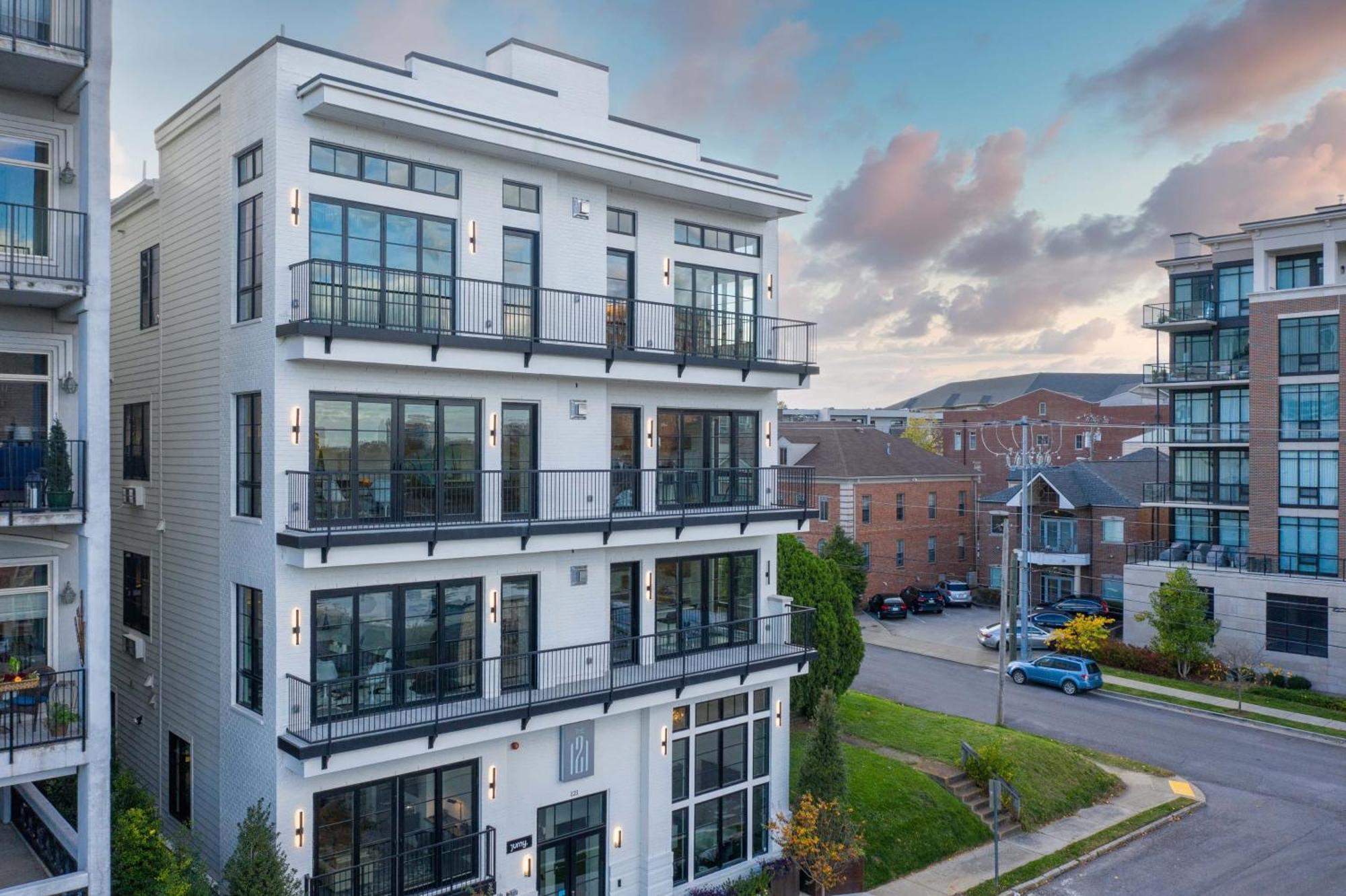 121 Hotel By Avantstay Chic Modern Hotel In Nashville Exterior photo